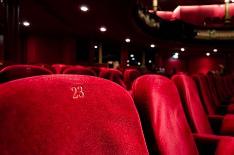 red-seats-theater